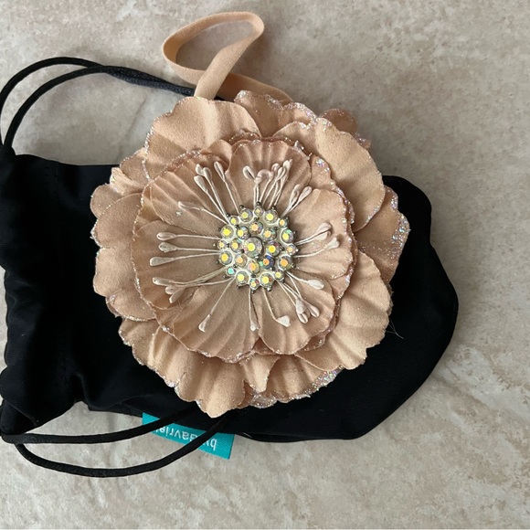 EUC- Tieks Outrageous Orange Neon Patent Leather. Size 6. - Picture 10 of 10